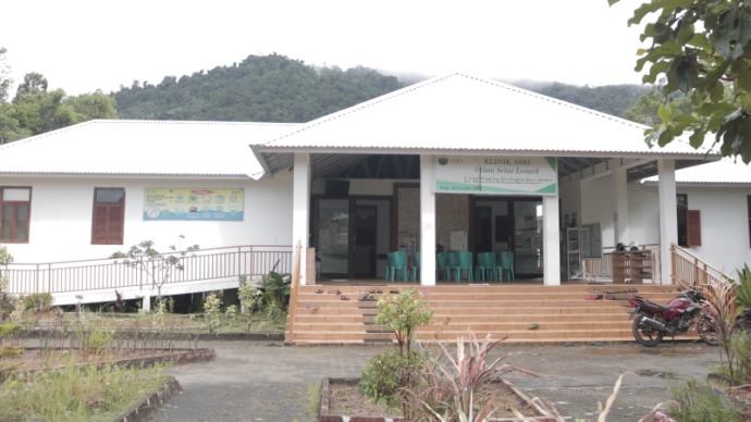 Klinik ASRI untuk mendukung kebutuhan layanan kesehatan masyarakat sekitar hutan di Kayong Utara, Kalimantan Barat. Foto_ ASRI