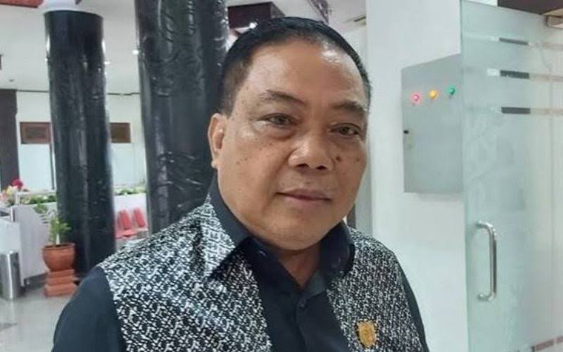 Ketua Komisi II DPRD Provinsi Kalteng Lohing Simon