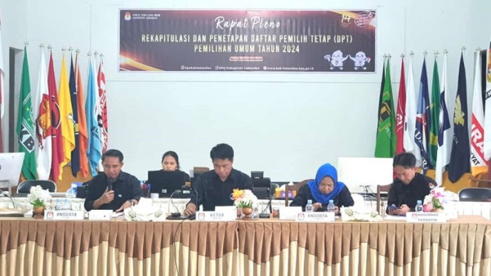 KPU Kabupaten Lamandau menggelar rapat pleno terbuka. Penetapan Daftar Pemilih Tetap pada Pemilu tahun 2024. (FOTO:BIB/FREE)