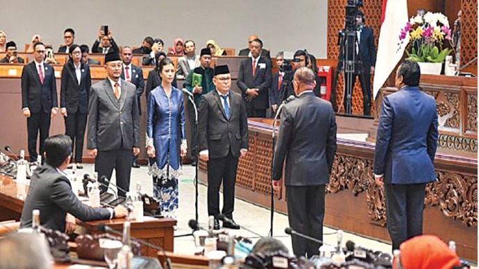Dr. H. Ujang iskandar, ST, MSi,PAW anggota DPR RI Fraksi Nasdem Periode 2019-2024. Pelantikan dan pengambilan sumpah janji dilaksanakan dalam rapat paripurna di Gedung Nusantara II, Senayan, Jakarta (FOTO : IST)