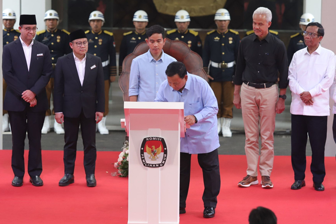 Kampanye Capres-Cawapres: Anies Di Jakarta, Prabowo Dinas Menteri ...