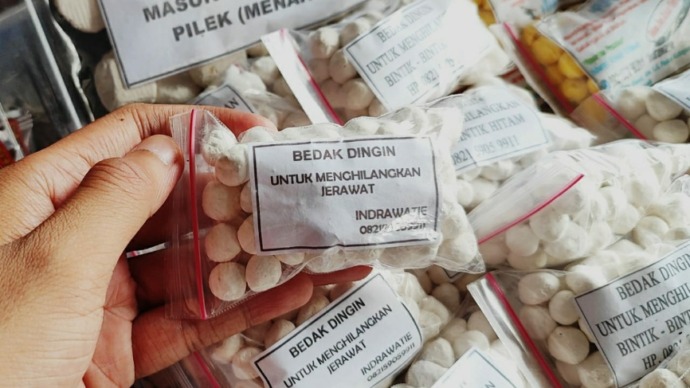 Bedak dingin