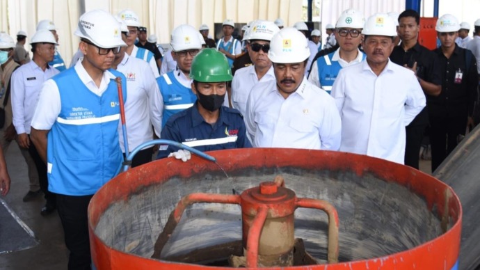 Pembangunan Balai Latihan Kerja (BLK) yang difungsikan sebagai pusat pelatihan pengolahan Fly Ash & Bottom Ash (FABA) menjadi material infrastruktur bernilai ekonomi. (FOTO PLN)