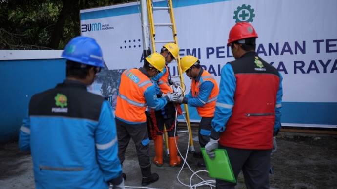 PT PLN UID Kalselteng terus berkomitmen menyediakan listrik yang andal dengan pelayanan prima bagi masyarakat. (FOTO PLN)