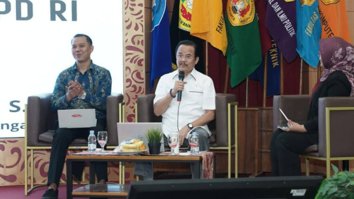 Teras Narang dalam Focus Group Discussion (FGD) di Universitas Pembangunan Nasional Veteran Jakarta, Jumat (31/1/2025). (IST)