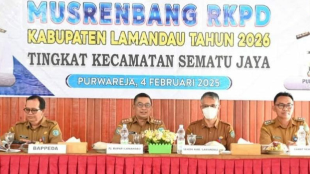 Pj Bupati Lamandau, Said Salim, bersama Kepala OPD dan Forkopimcam setempat, menggelar Musrenbang RKPD Tahun 2026, Selasa (4/2/2025). (FOTO: BIB/PROKALTENG.CO)