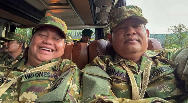 Bupati Seruyan, Ahmad Selanorwanda bersama Bupati Kotim Halikinnor saat mengikuti retret di Akademi Militer (Akmil) Magelang, Jawa Tengah. (IST)