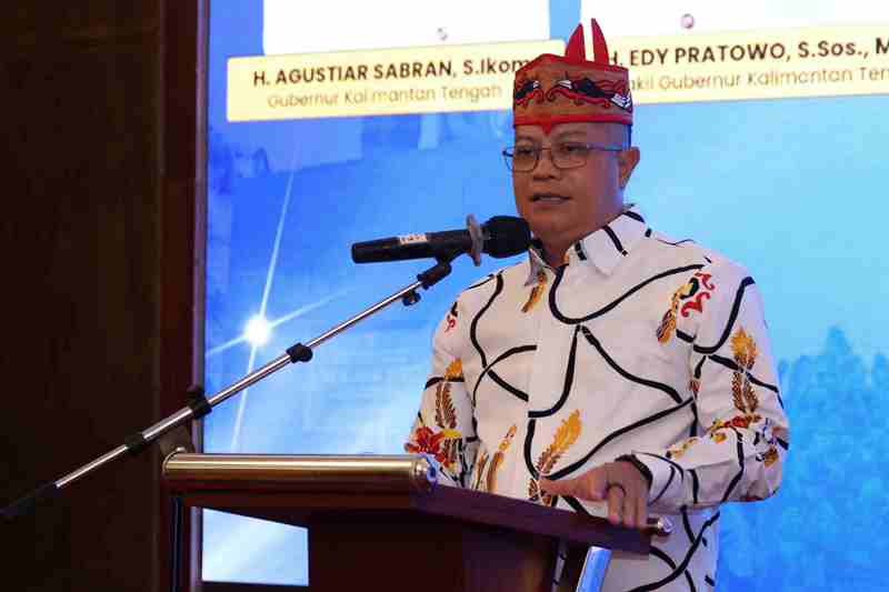 Kepala Dinas PMD Provinsi Kalteng H. Aryawan saat menyampaikan sambutan, Senin (21/7/2025). (MMCKALTENG)