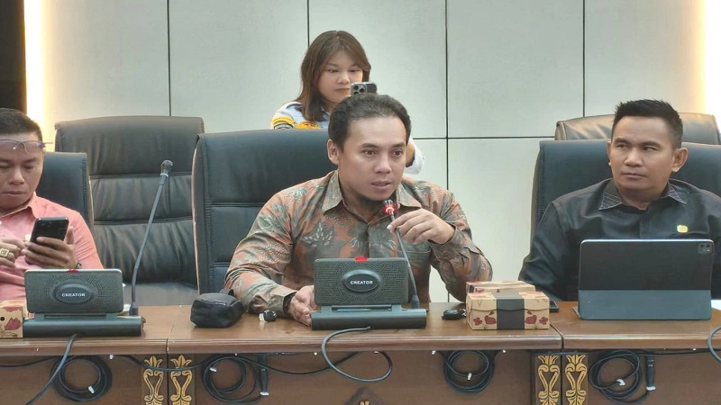 29_Anggota DPRD Batara Parmana Setiawan