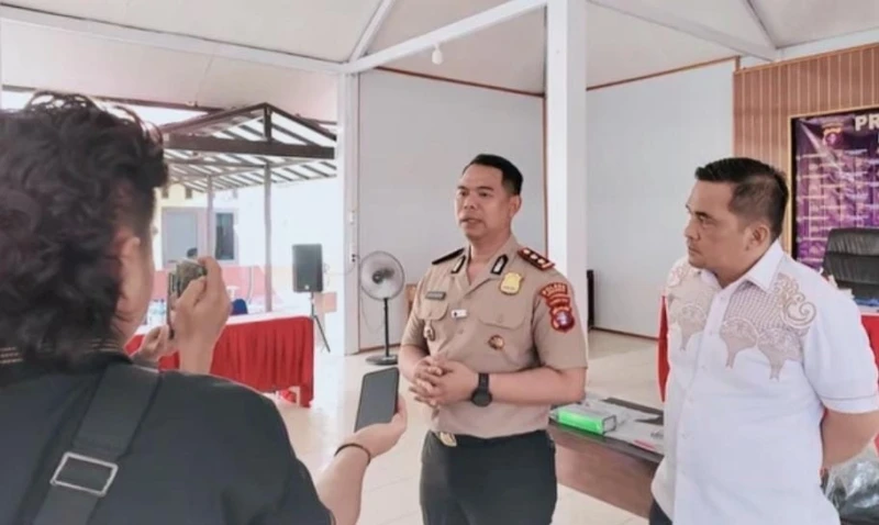 f2335fbe-05a7-4af0-8aab-f1783bc36d0d