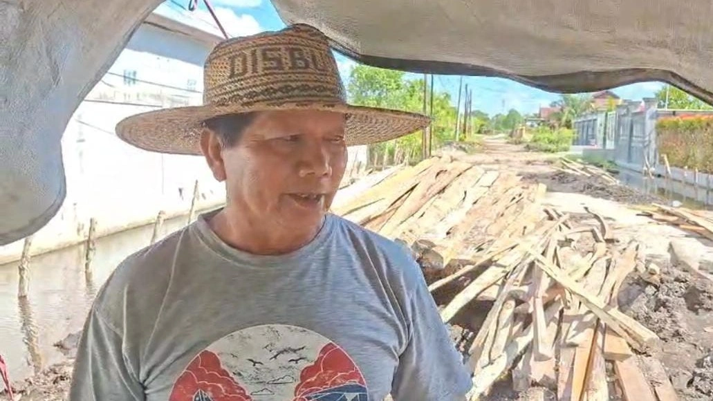 Ketua RT 4 RW XXV Kelurahan Palangka, Henuh Y Luhing. (Foto : Heri/Prokalteng.co)