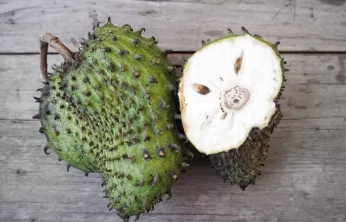 Khasiat dan manfaat buah sirsak adalah mencegah penyakit diabetes