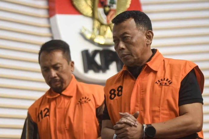 memeriksa sejumlah pejabat Kejari Ponorogo dalam kasus korupsi Bupati nonaktif Sugiri Sancoko. (ANTARA)