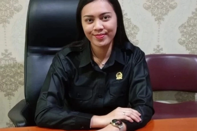 Nisha Anggraeni (ist)