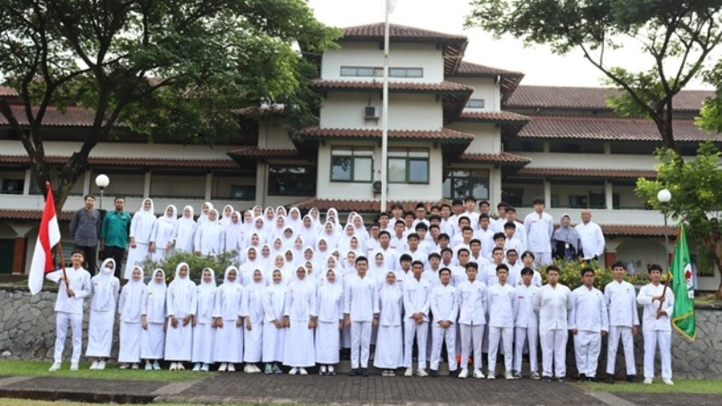 SMA Dwiwarna Boarding School.jpg