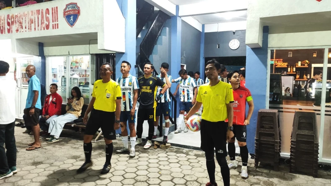 8cbef240-9f06-45fc-ad5d-a5d76f0374bd