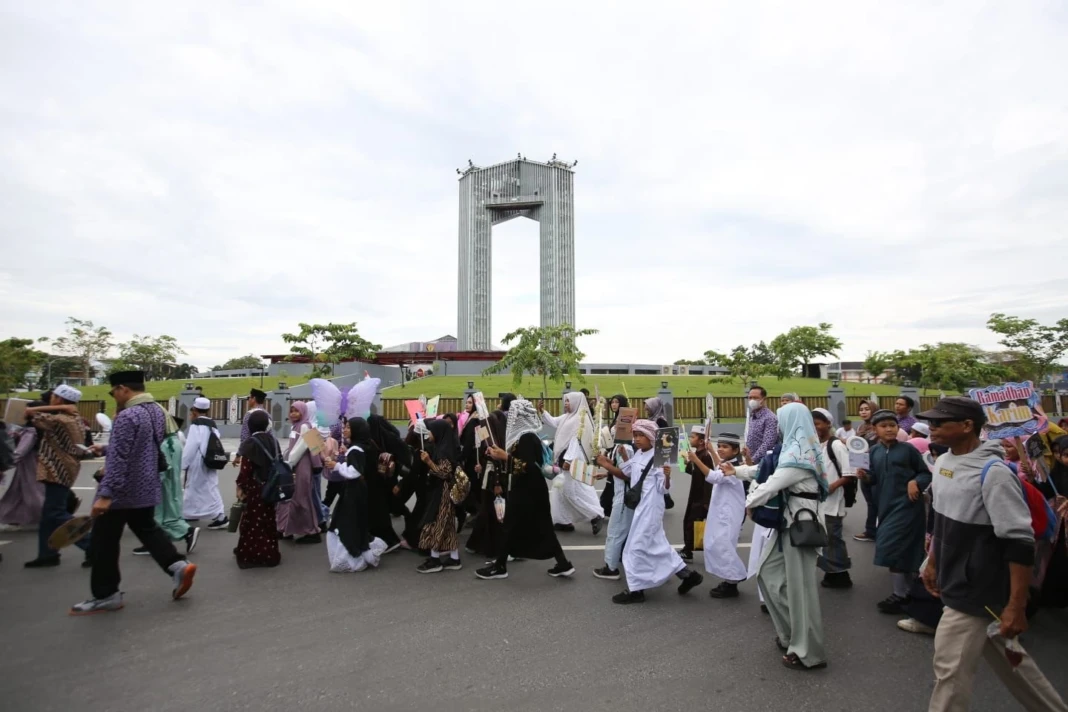 fdb2caa3-ab79-49c6-ac8d-d86b34e27d81