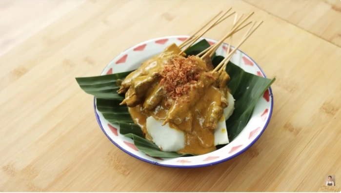 12_Sate Padang