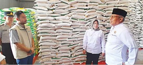 18_Bupati dan Wabup Kobar