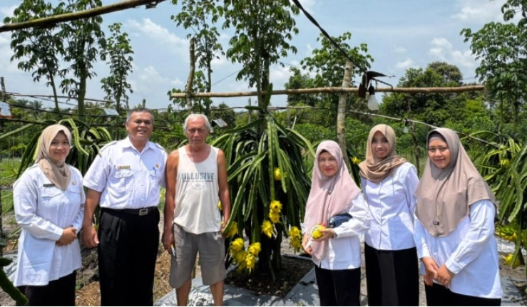 25 Maret_Kobar_Buah Naga Kuning