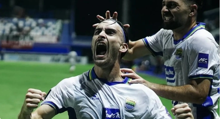 27_Persib