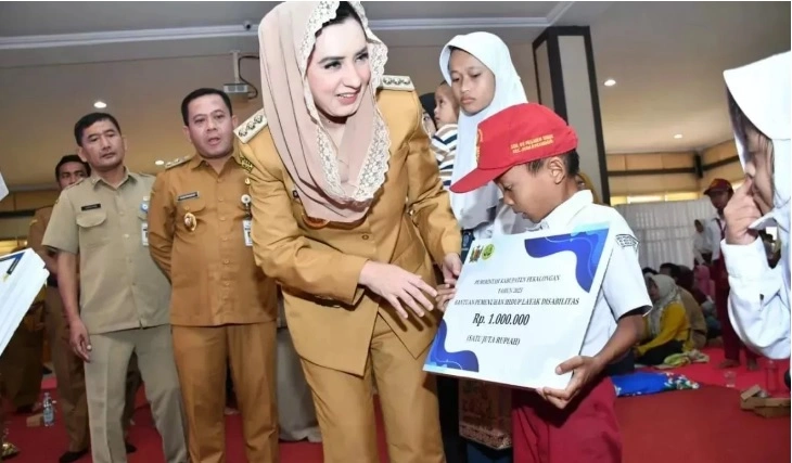 3_Profil Bupat Pekalongan