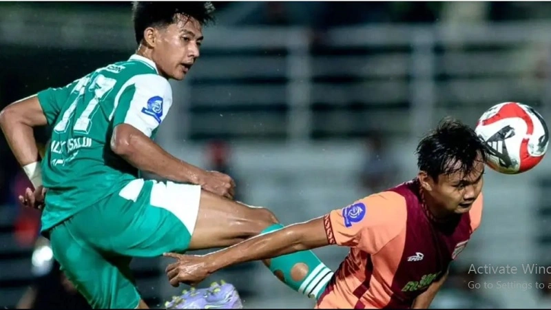 7_Persebaya vs Borneo