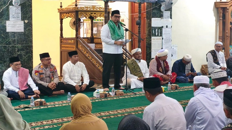 9_Bupati Shalahuddin_Siku