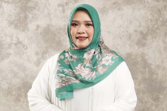 dina maulidah