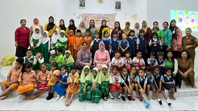Menumbuhkan Kreativitas Anak-Anak, Mengenalkan Semangat Kartini dalam Belajar dan Berkarya