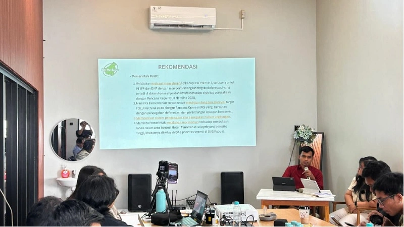 Hasil Monitoring SOB! Terjadi Deforestasi Masif DAS Kapuas, Didorong Aktivitas Pembukaan Lahan HTI