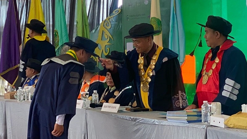 UMPR Kukuhkan 723 Lulusan pada Wisuda Periode I 2026