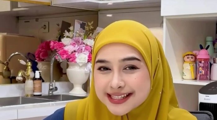 Ria Ricis Lakukan Operasi karena Alasan Kesehatan dan Kecantikan