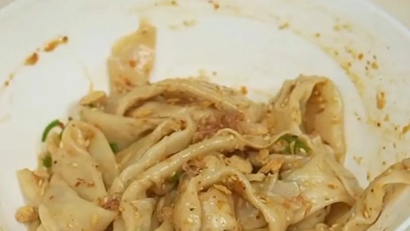 Mie Pangsit Ayam Homemade: Gurih, Kenyal dan Lebih Puas dengan Isian Daging