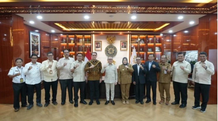 7_Bupati Kobar_MoU