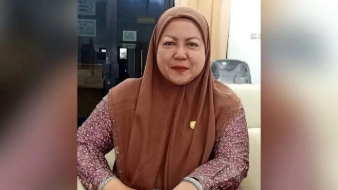 7_DPRD Batara_Hj HennyOK