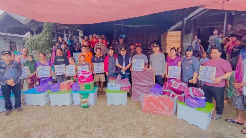 Kebakaran di Kapuas Tengah, Bupati Wiyatno Salurkan Bantuan dan Janjikan Pemulihan