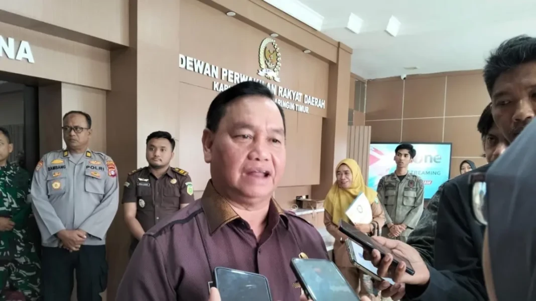 bupati-kotim-halikinnor-soal-jembatan-kapten-mulyono-kota-sampit-p5FxU
