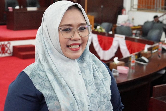 Dina Maulidah