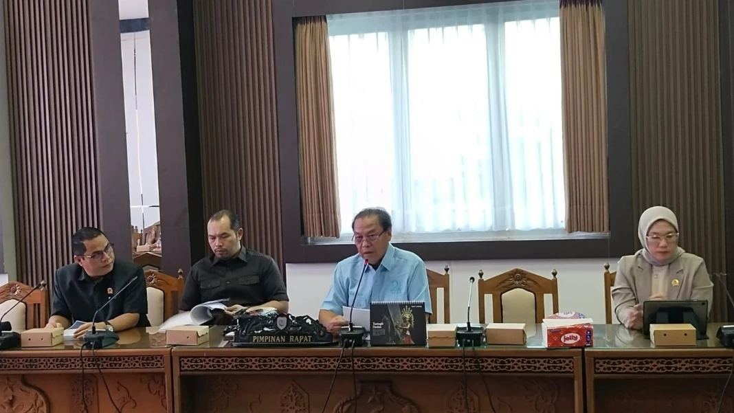 dprd kalteng pansus raperda