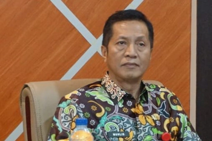 Drs. Muhlis, M.AP