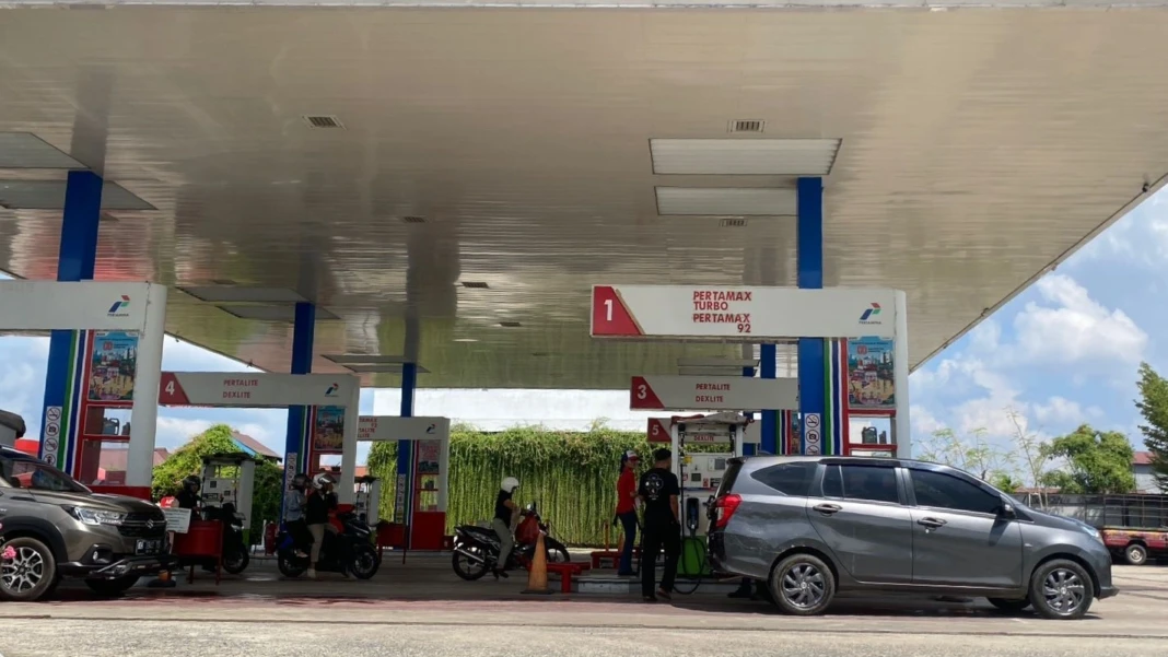Salah satu SPBU di Jalan Yos Sudarso, Palangka Raya. (Anandri/Prokalteng.co)