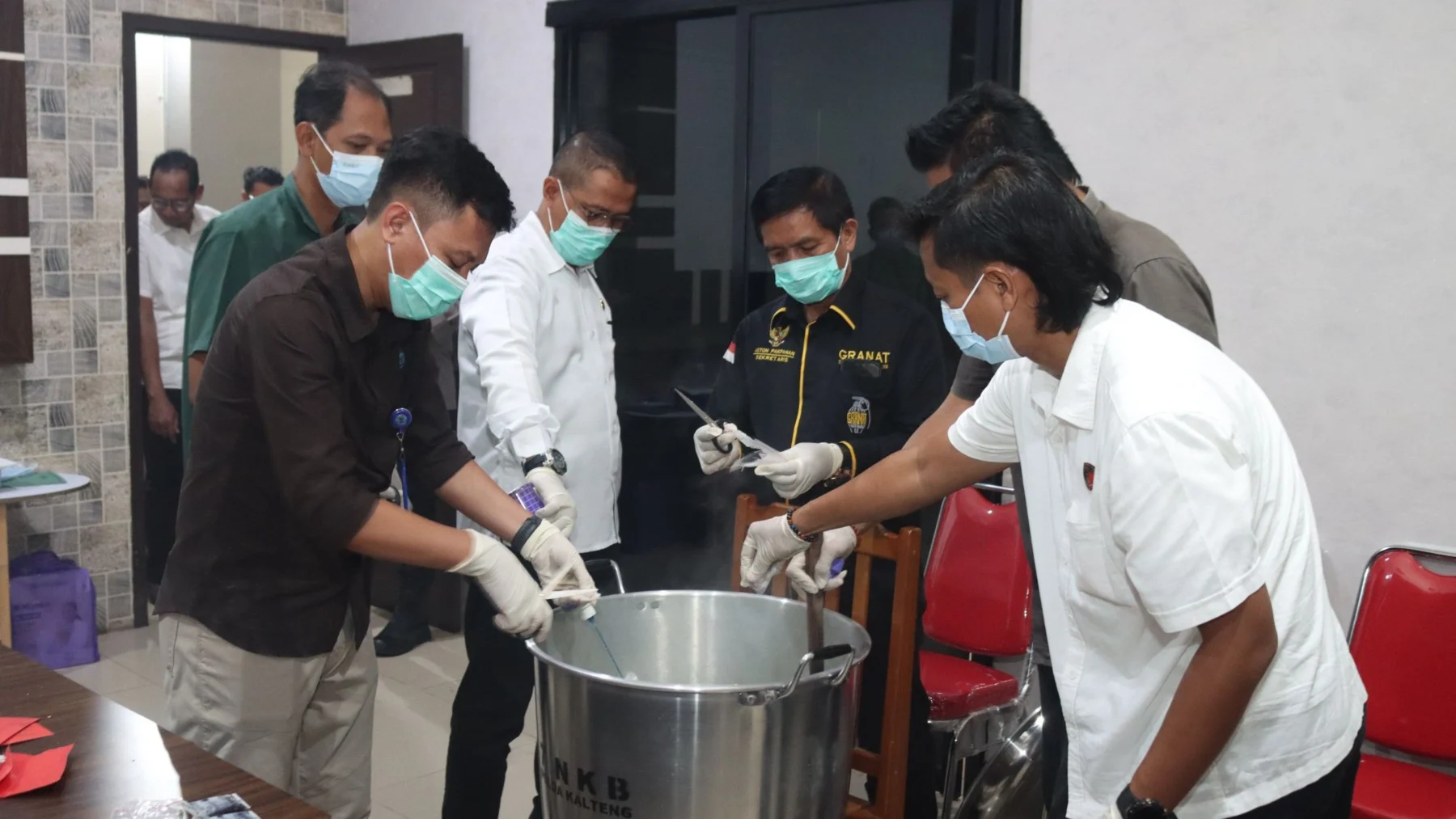Polda Kalteng Musnahkan 5,43 Kg Sabu dan Ratusan Ekstasi, 55 Ribu Jiwa Diselamatkan