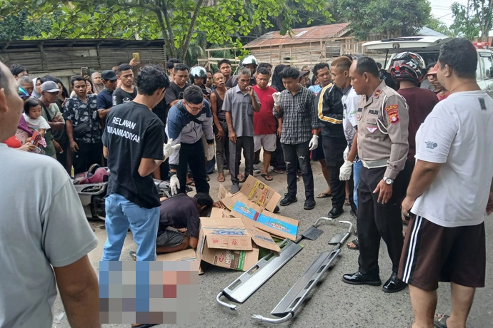 Kesenggol Dump Truck di Jalan RTA Milono, Lansia Meninggal Dunia di Tempat Kejadian