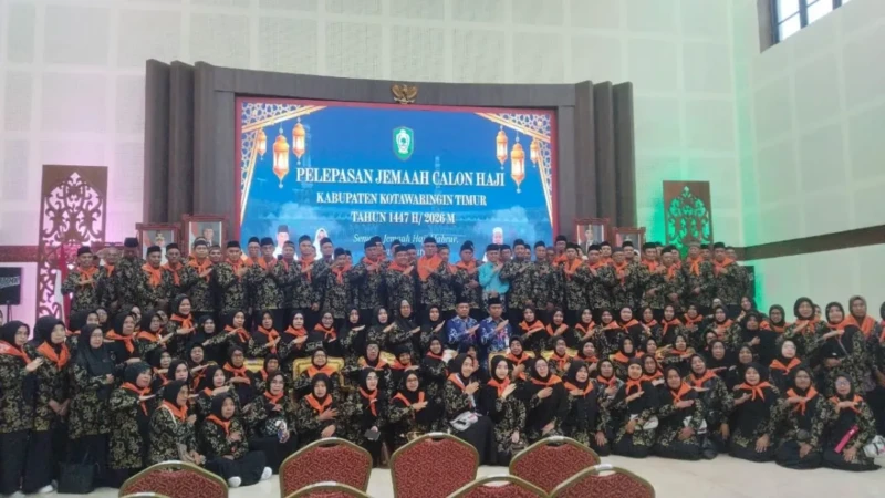 Bupati Kotim Lepas 171 Jemaah Haji 2026, Tekankan Kesiapan Fisik dan Mental