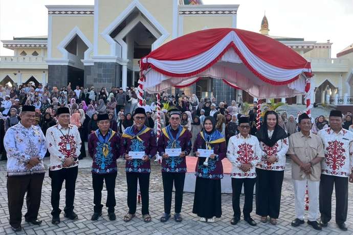 Lepas Keberangkatan 73 CJH Murung Raya, Ini Harapan Bupati Heriyus