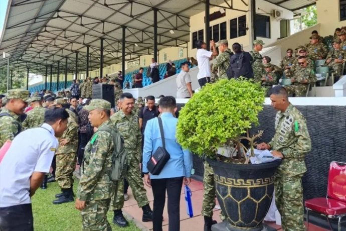 Pakai Seragam Komcad, Ratusan Ketua DPRD Se-Indonesia Jalani Retret di Akmil  Magelang | Prokalteng