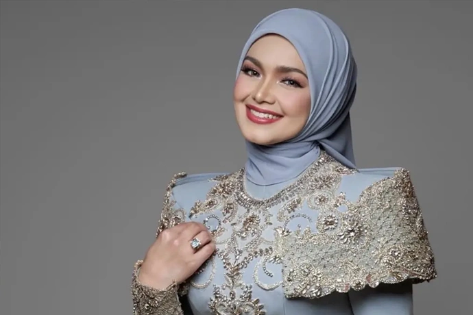 Tabrakan Beruntun di Tol MEX, Siti Nurhaliza Alami Luka Ringan