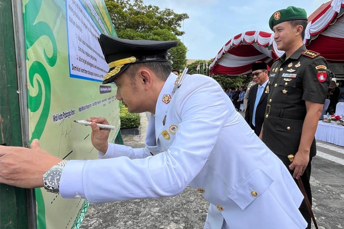 Pemko Palangka Raya dan Forkopimda Teken Komitmen SPMB 2026/2027