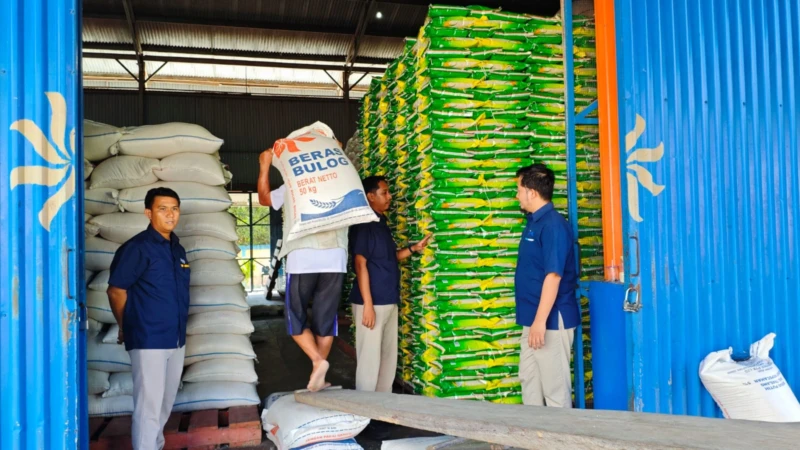 Stok Beras di Barsel–Bartim Dipastikan Aman, Capai 786 Ton